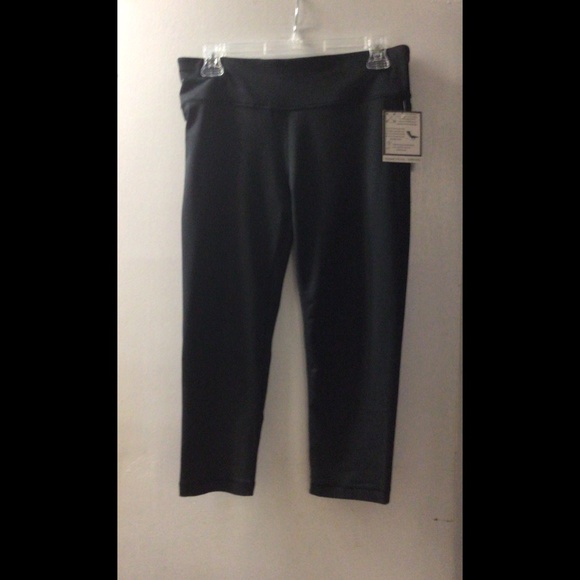 🌟Cropped 7/8 Athletic Pant-Black - Picture 4 of 9